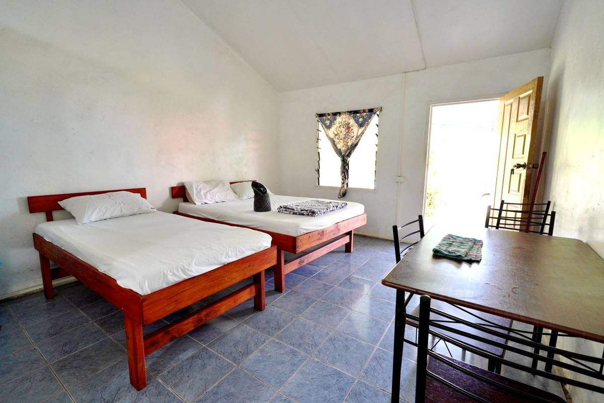 Centre Lodge Lenakel Tanna