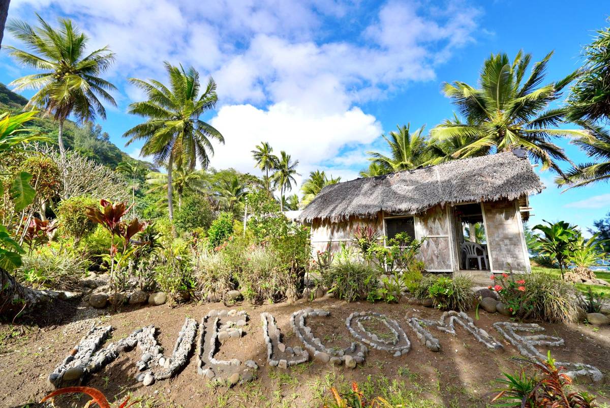 Iwaru Beach Bungalows