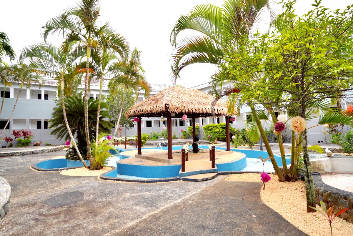 Kupesi Hotel Room