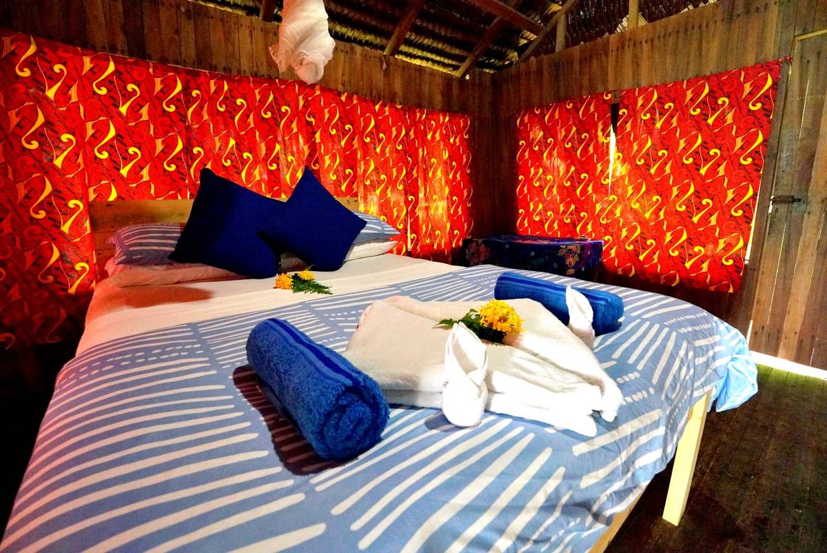 Bamboo Bungalows Lonnoc Beach