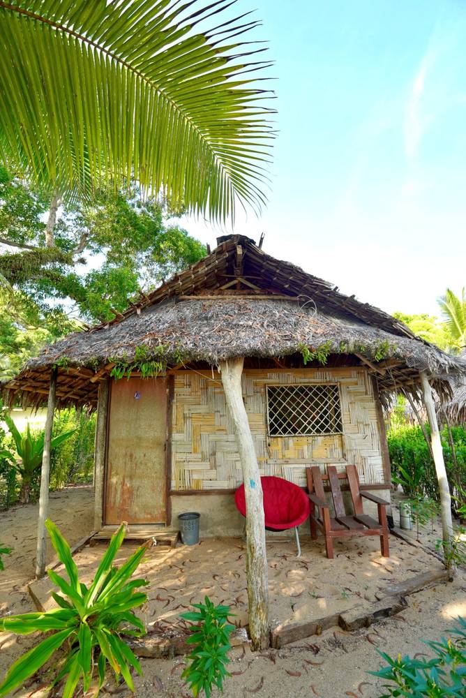 Nanwut Bungalows Uri Island