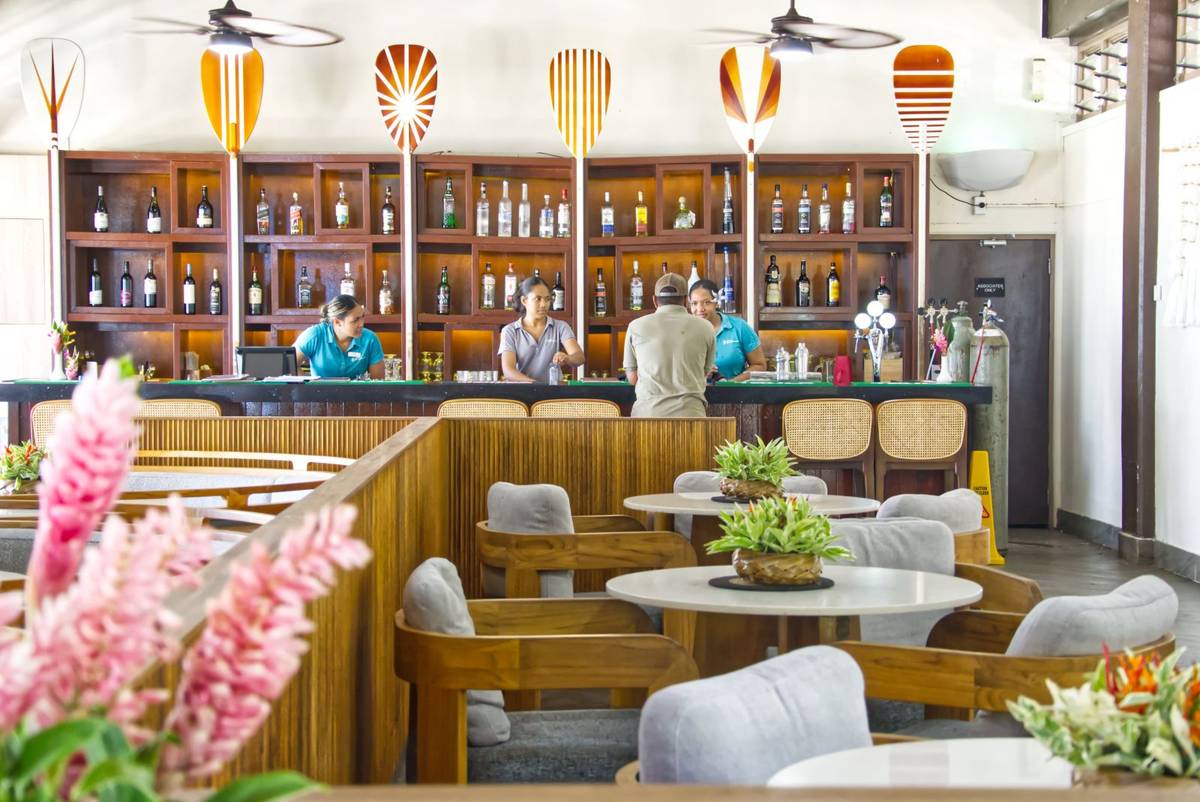 Samoa Beach Resort - Solent Bar