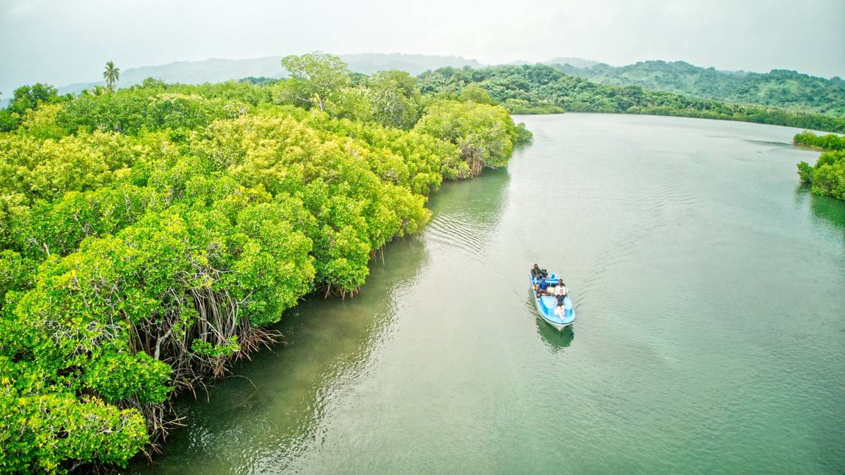 Tisiriq Lagoon