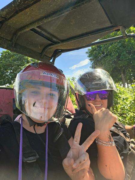 Lolo Tours