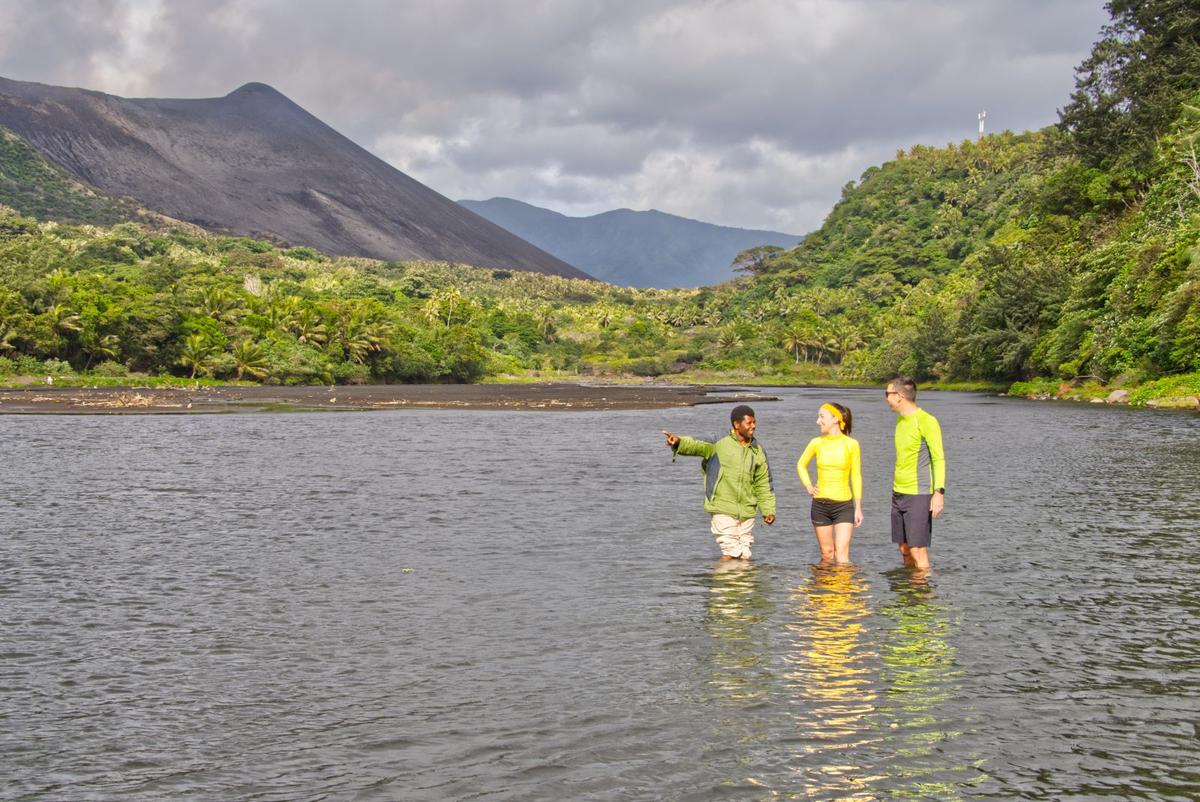 Sulfur Bay Hot Springs & Cultural Tour in Vanuatu