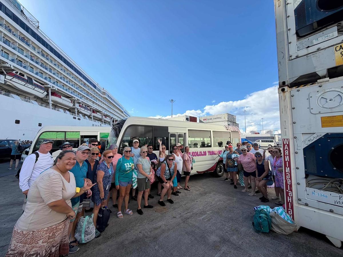 AlexNLolos Transport & Tours in Samoa