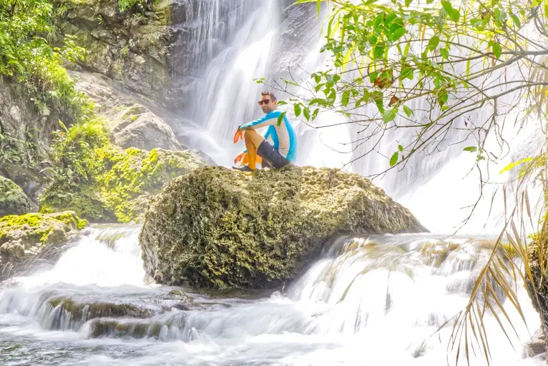 Losinwei Cascades Walk