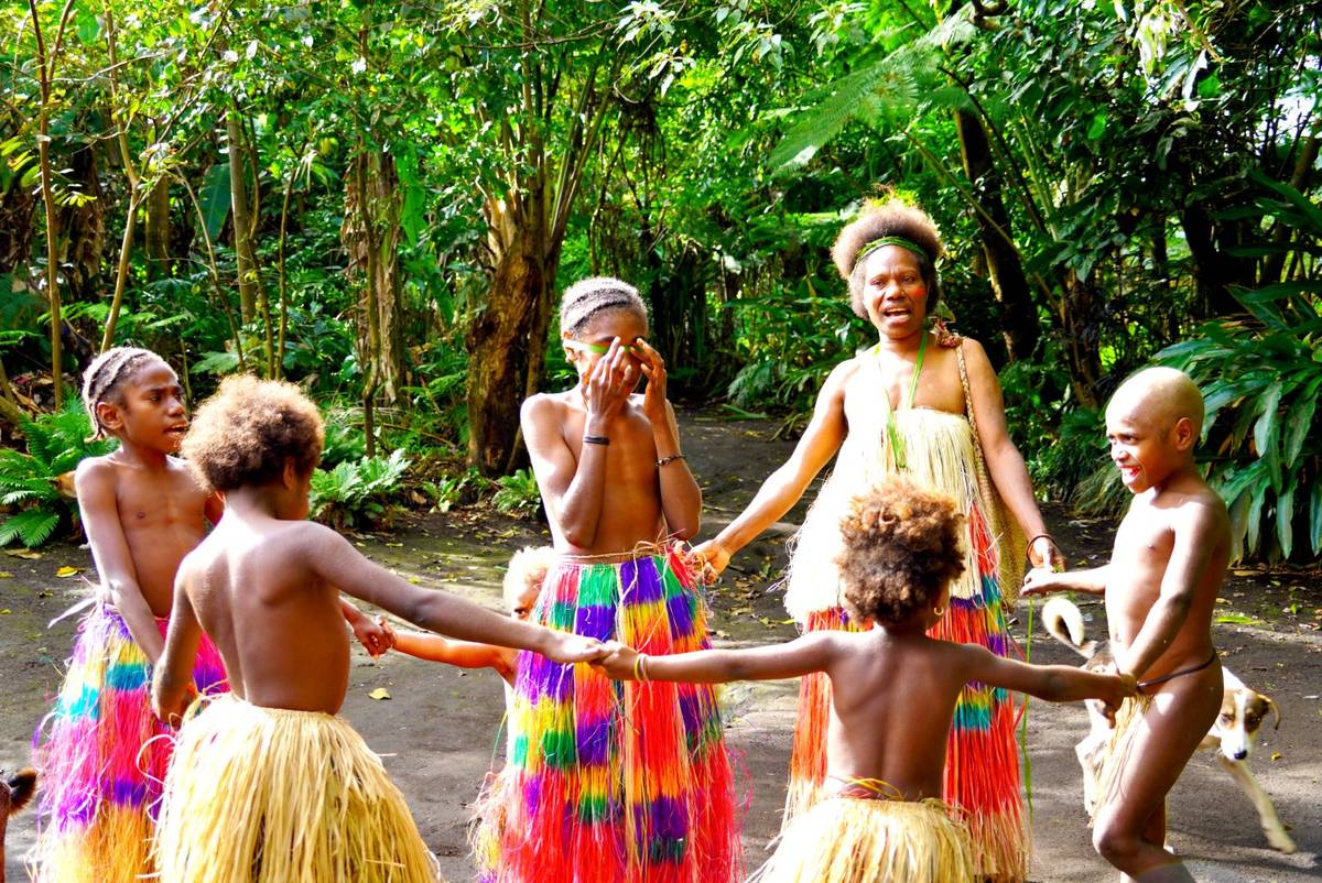 Lowinio Cultural Village Tanna