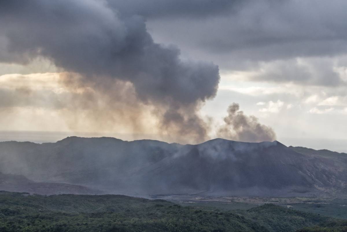Mt Yasur Lookout
