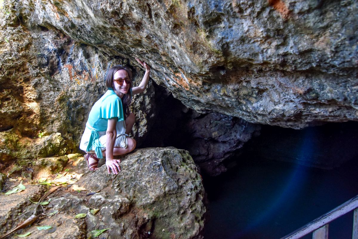 Veimumuni Cave