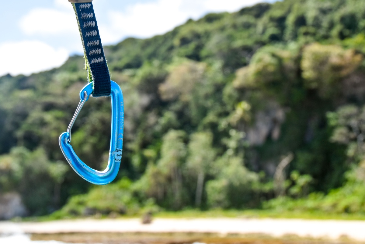 Fangatave Cliffs - Rock Climbing