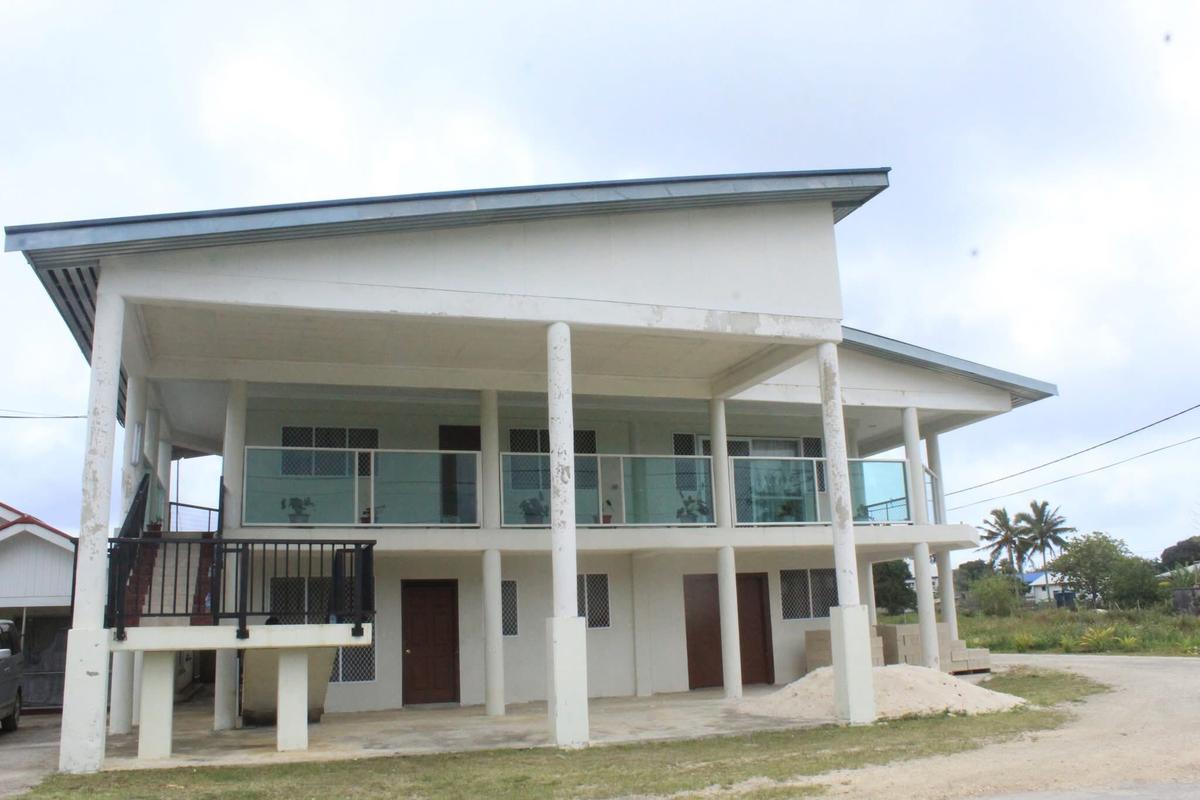 Laina Airport Inn