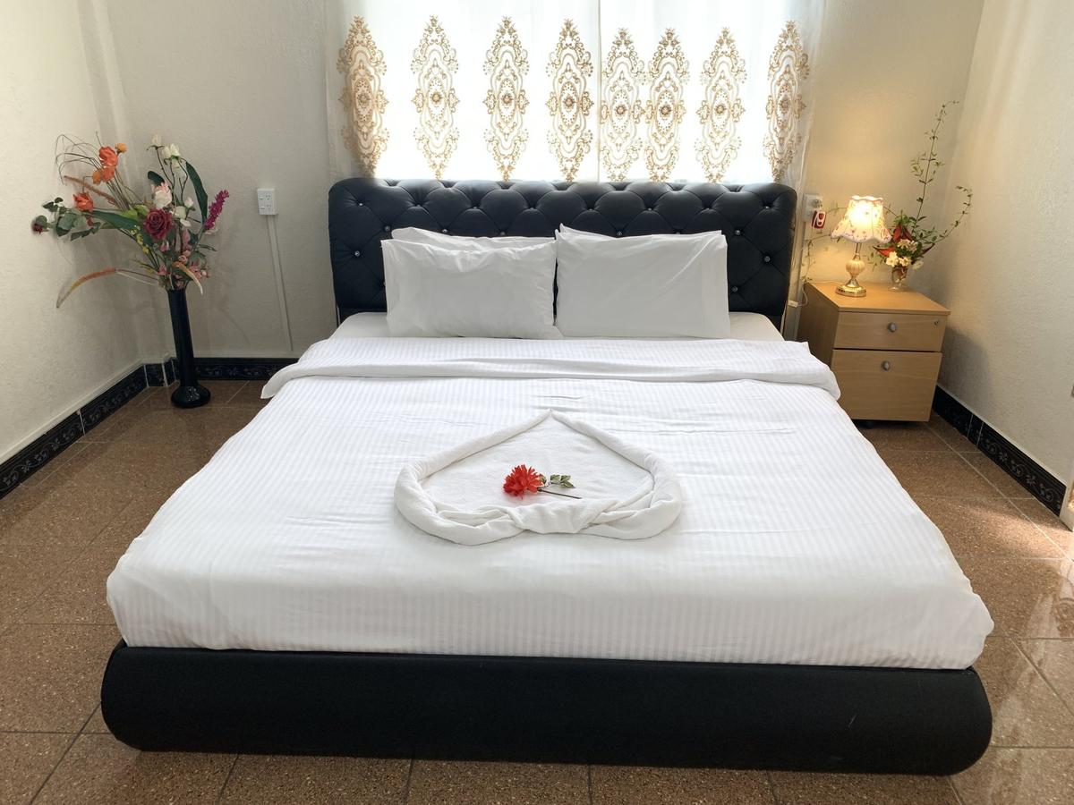 Paradise First Hotel