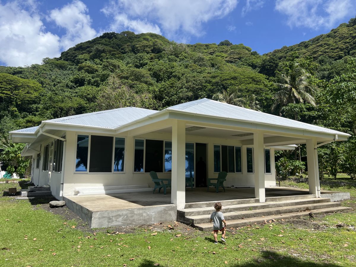 Three-Bedroom Family Retreat offered by Maloata Getaway