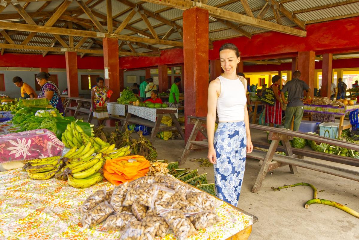 Food Market & Local Cooking Tour
