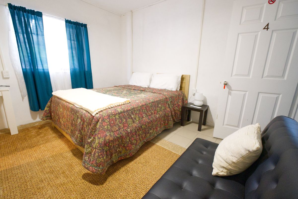 Queen Room offered by Vaikona Lodge